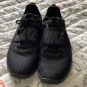 Nike womens TR 9 training shoe